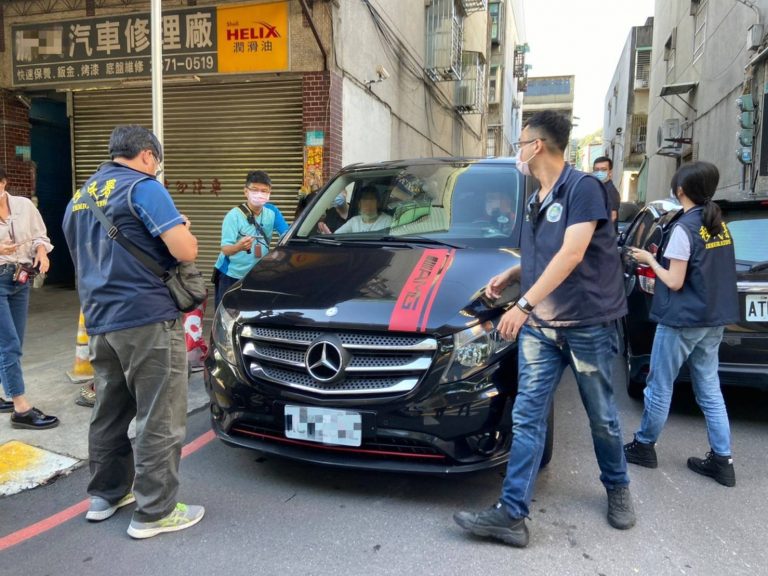 國際航班逐步恢復 新北市專勤隊強力掃蕩查獲非法滯留16人