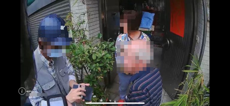 近百歲老翁路邊迷路，台中黎明警安全護送返家