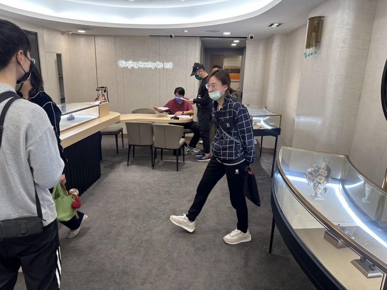 警方打擊珠寶詐騙集團，涉案金額近3,000萬元