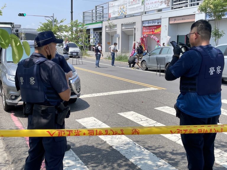 台南警獲報埋伏守候，兇手持步槍25發遭警制伏