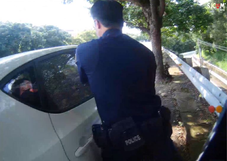 中市四分警破窗跟閻王搶人 成功搶救生命