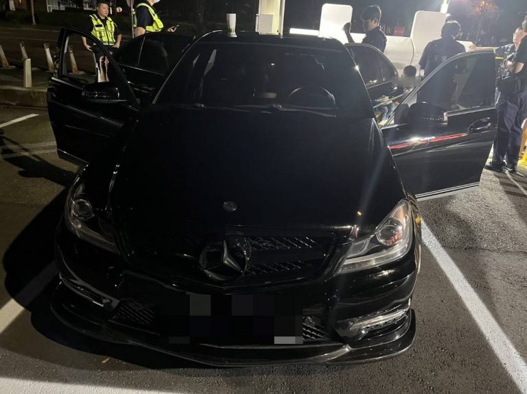 深夜毒蟲停車場聚集，被警方查獲逮捕