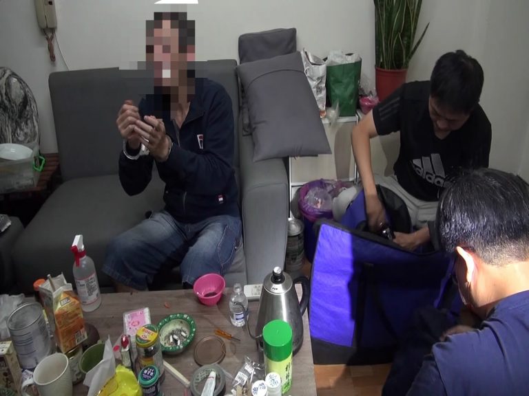 毒品販賣網絡曝光，臺中警方掃蕩販毒活動