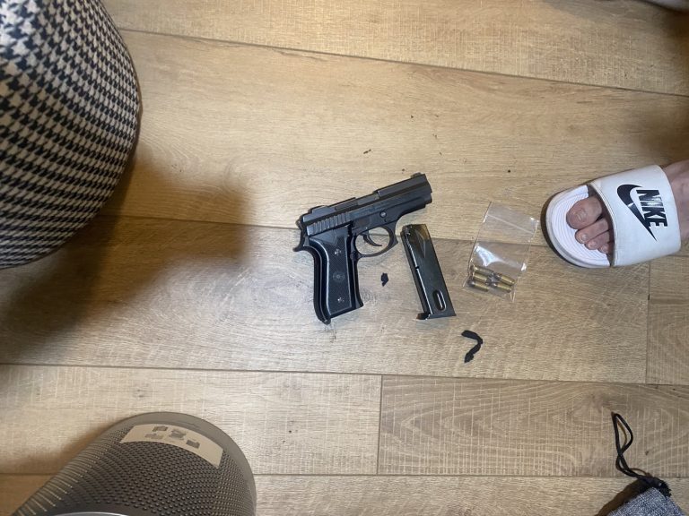 中市警查獲竹聯幫暴力討債、擁槍販毒、投資詐欺等多案