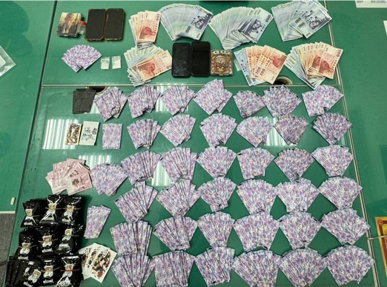 ▲圖說：警方起獲近500包的獨角獸毒咖啡包和愷他命數包 （圖／台中市政府提供）