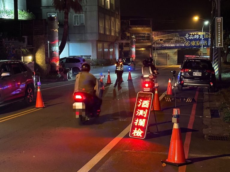 清明連續假期前，東勢警執行防制酒後駕車專案