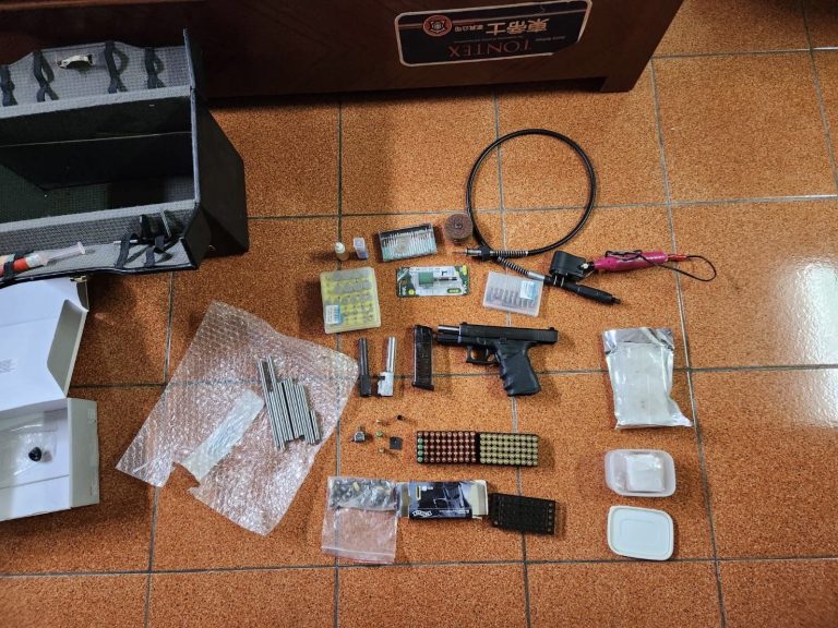 刑事局破獲玩具槍模型店改裝實槍彈