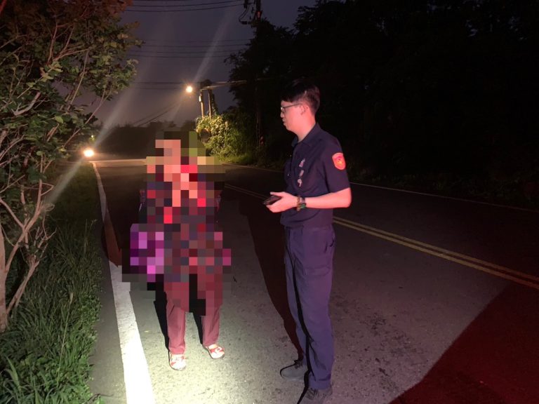 三義警分局定位追蹤，夜間找到走失老婦安全歸家