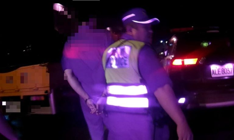 男子持電擊器恐嚇蘇花崇德管制站人員硬闖管制路段 被警方逮捕