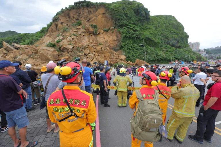 基隆消防局運用無人機應變土石崩塌事故