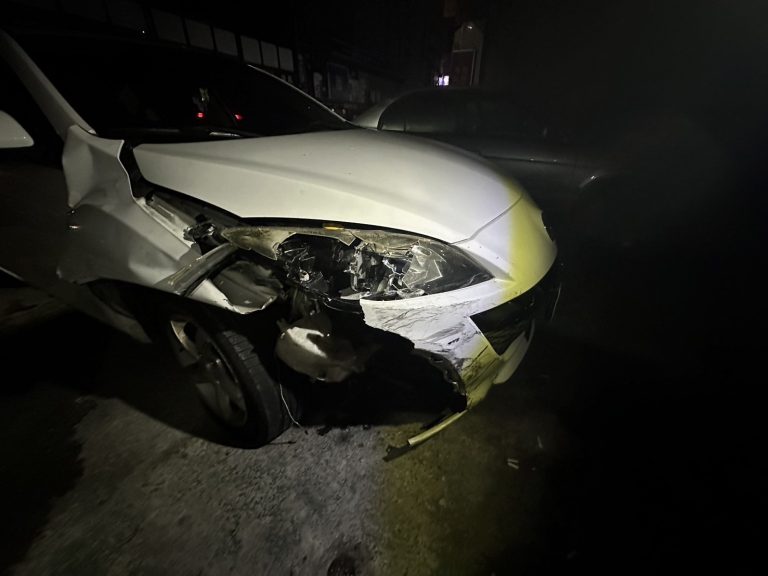 自小客車撞擊路邊多部車輛後肇逃   警方已掌握涉案車輛