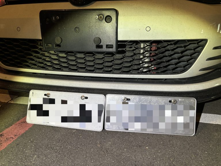 偽車牌難逃法眼 桃園中壢警巡邏當場查獲