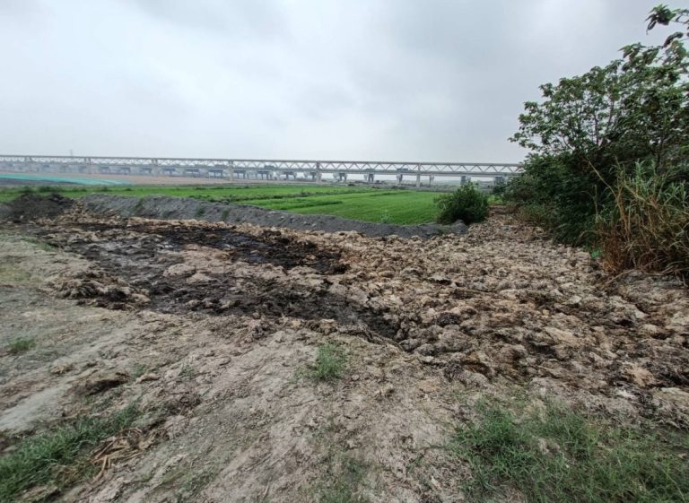 雲林檢警守護濁水溪河川地 查獲不法業者傾倒400噸家禽廢渣