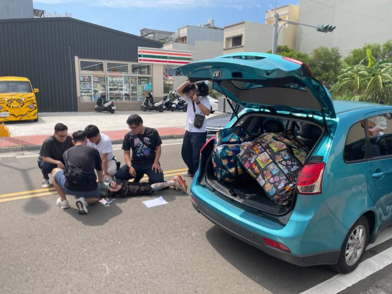 投資群組遭警識破 新竹新湖警超商前逮面交車手