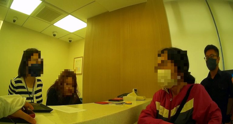 婦提款200萬現金編多種用途  行員直喊「不行啦！」 清水警巡邏發現勸退