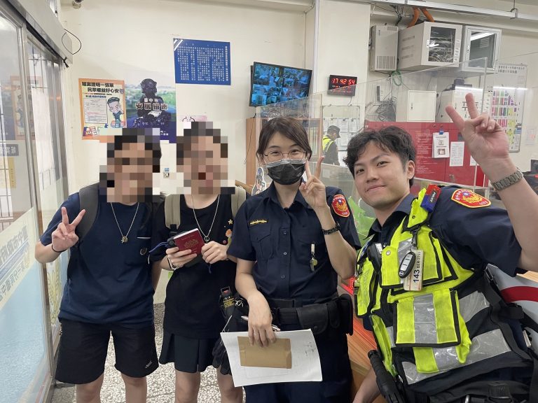 國民外交再添一樁！大馬遊客護照失而復得 樂喊「還好我們在台灣！」
