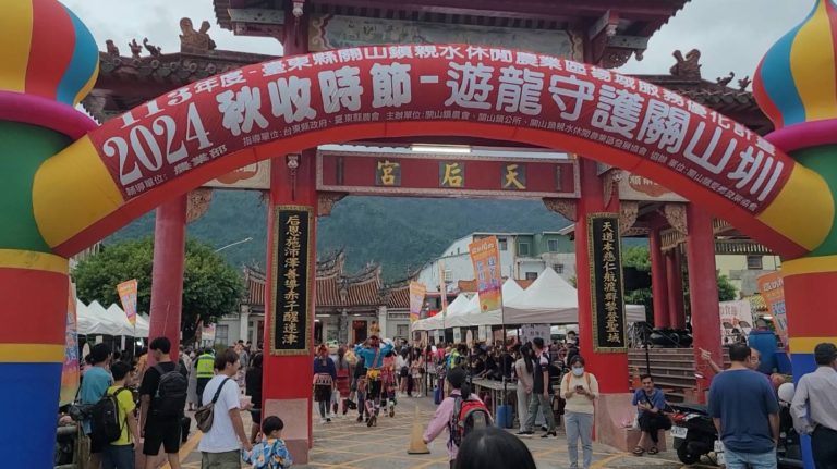 「7條遊龍」守護台東關山圳助豐收   警宣講交安及防詐護鄉民