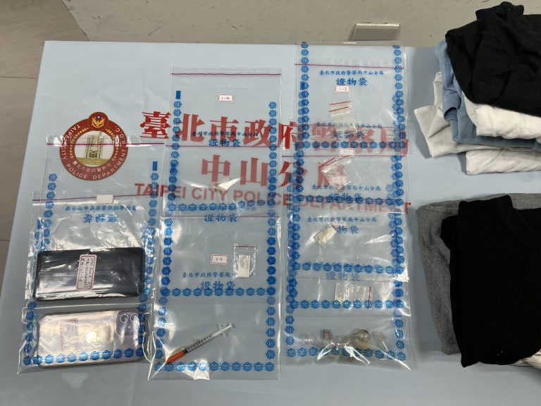 中山分局偵破自助洗衣吧竊案 意外起獲毒品逮捕通緝犯