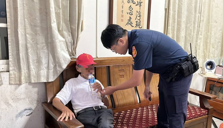 台中和平警方迅速行動 尋回迷途失智老翁