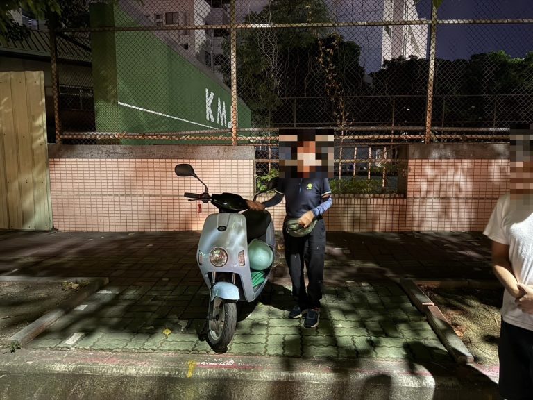 婦見自己的歐兜賣遭騎走慌張報警 真相大反轉！
