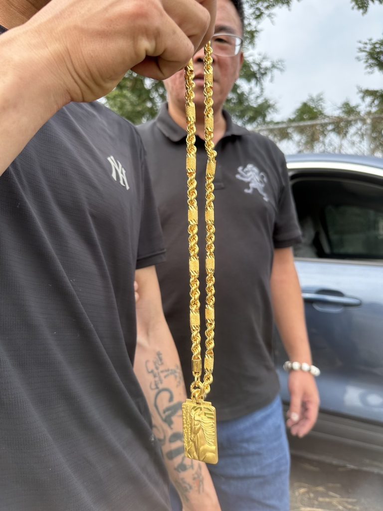 苗栗警團隊逮二嫌犯  迅速偵破銀樓搶案