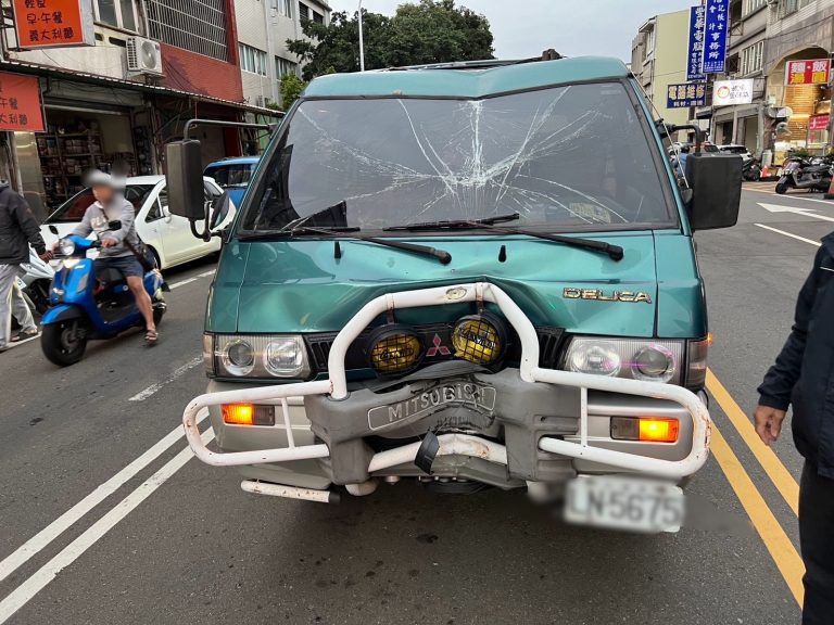 頭份國小前驚險車輛暴衝事故，無人傷亡