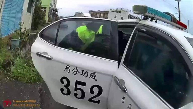 失智長者迷途街頭，成功警暖心護送平安返家