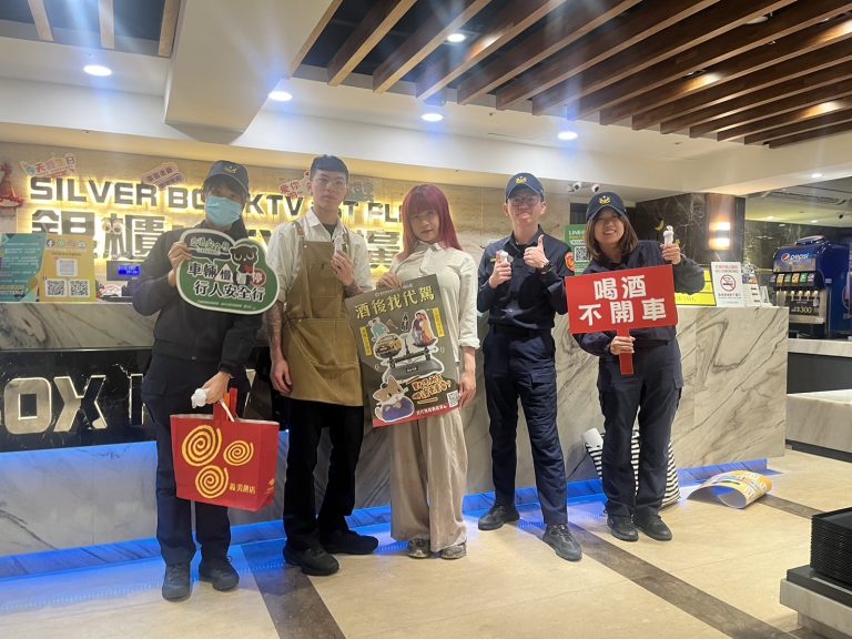 中市警一分局強力酒駕防制宣導 LED小風扇創意提醒「酒駕醉不行」
