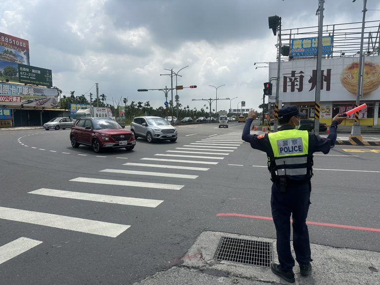 端午連假最後一天 北返車潮湧現 屏警啟動全線疏導機制