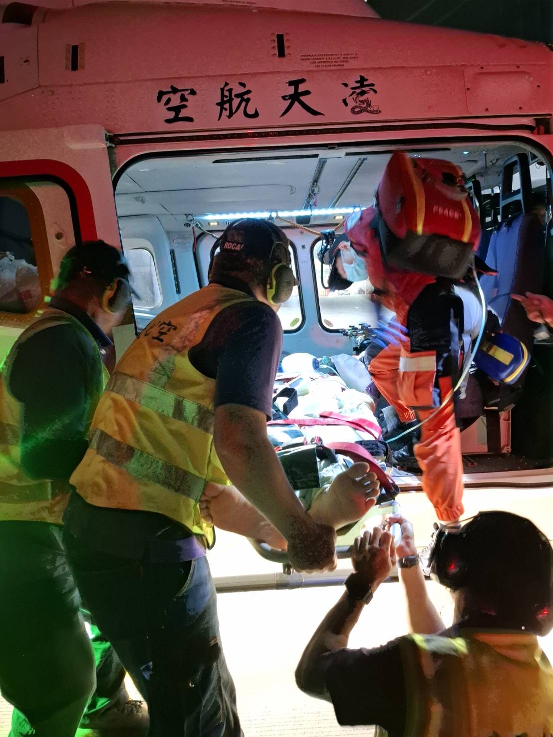 澎湖男子疑似按摩按出血包壓迫神經半身截癱緊急後送本島搶命- 報新聞Mega News