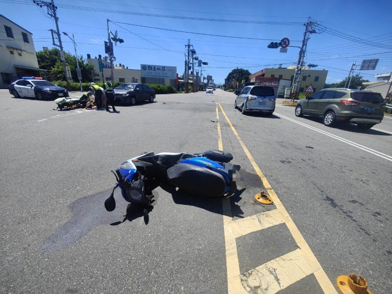 苗140線道車禍 自小客車與機車碰撞 警方依法開罰
