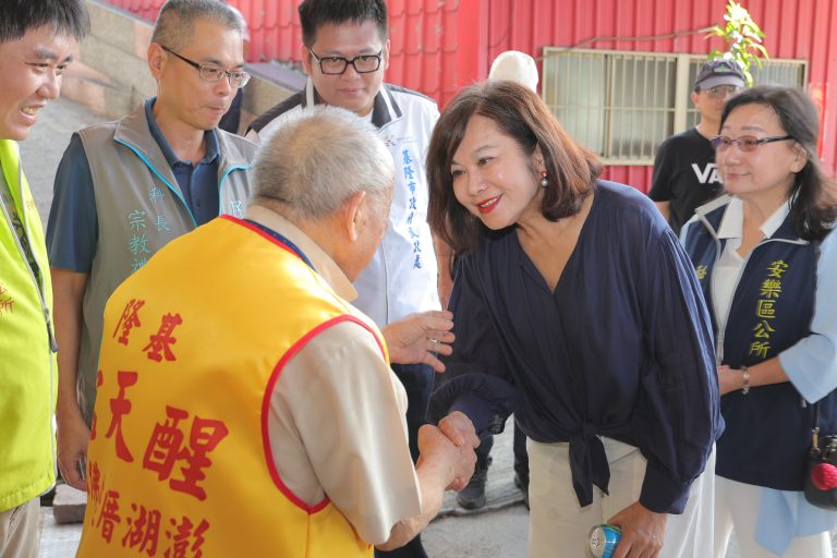 基隆醒天宮送暖42年不間斷 副市長邱佩琳肯定信仰力量成就公益