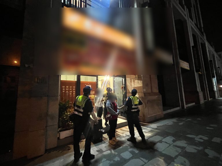 觀光簽來台卻非法工作！兩泰女逾期滯留遭遣返 店家恐挨罰75萬