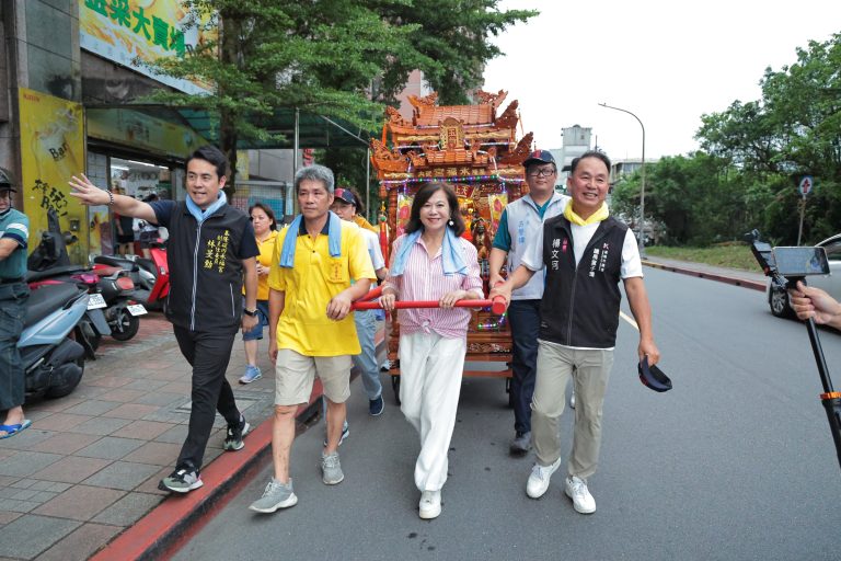 基隆碇內承福宮遶境祈安 副市長邱佩琳接駕展現市府重視