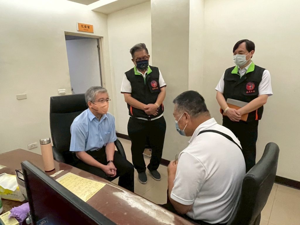 嘉義地檢署、犯保嘉義分會關懷風災意外台電員工