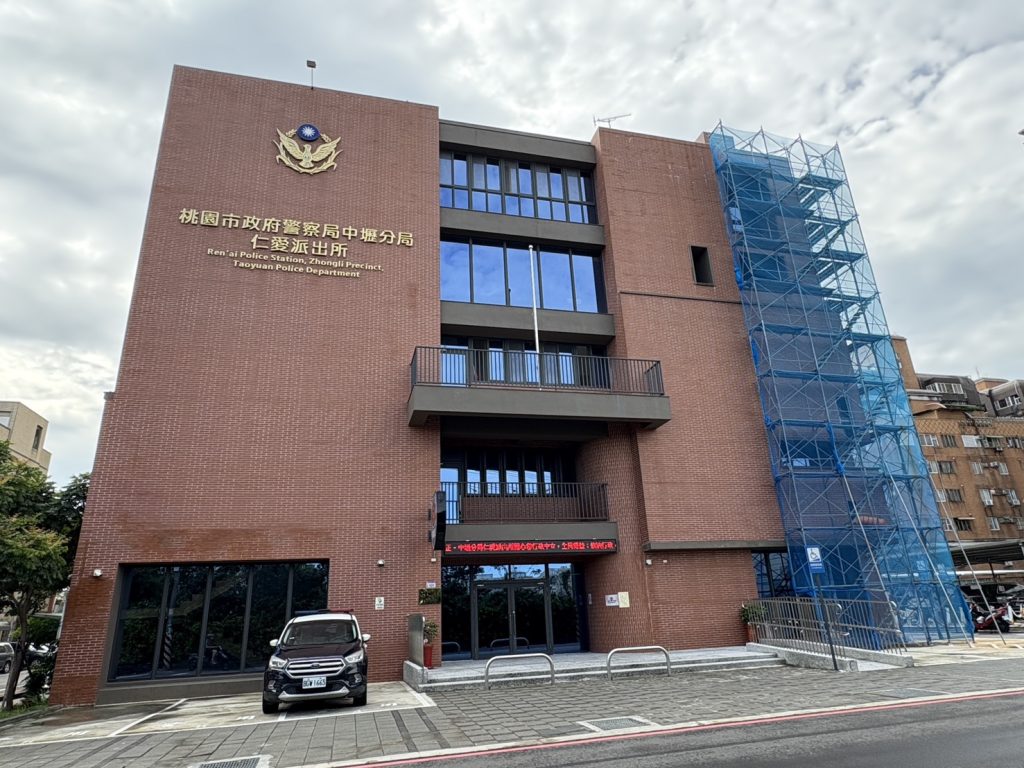 15歲身障少年夜未歸 警方連夜調監視器助團圓