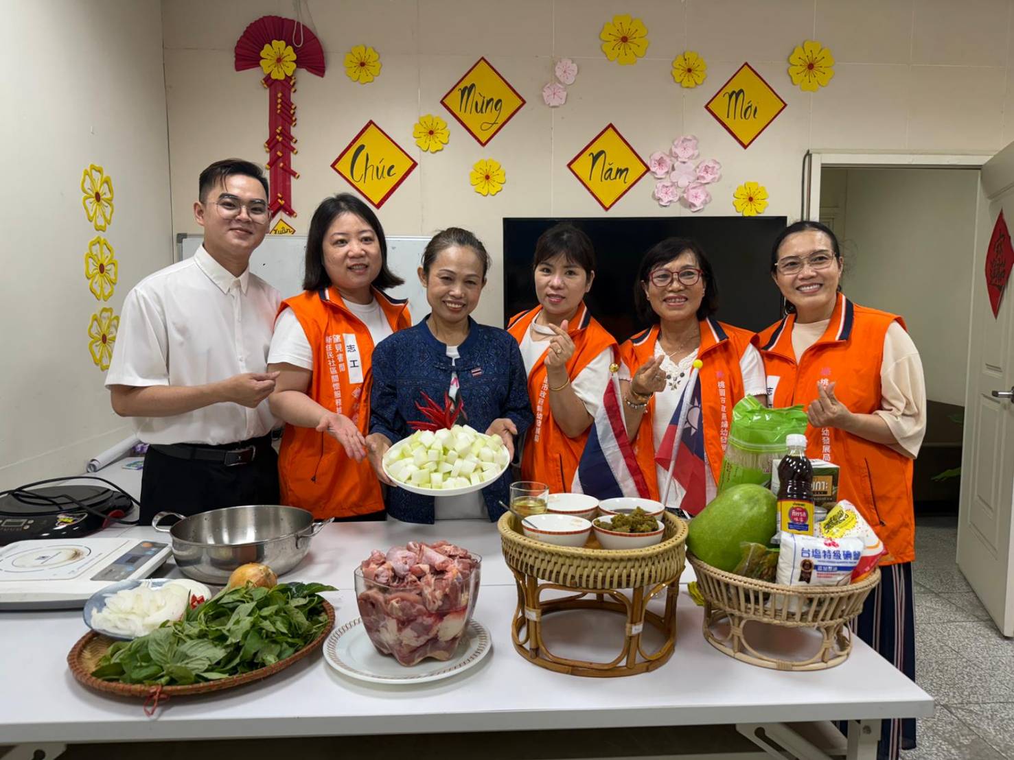 望見書間泰式料理夜 移民文化在地飄香