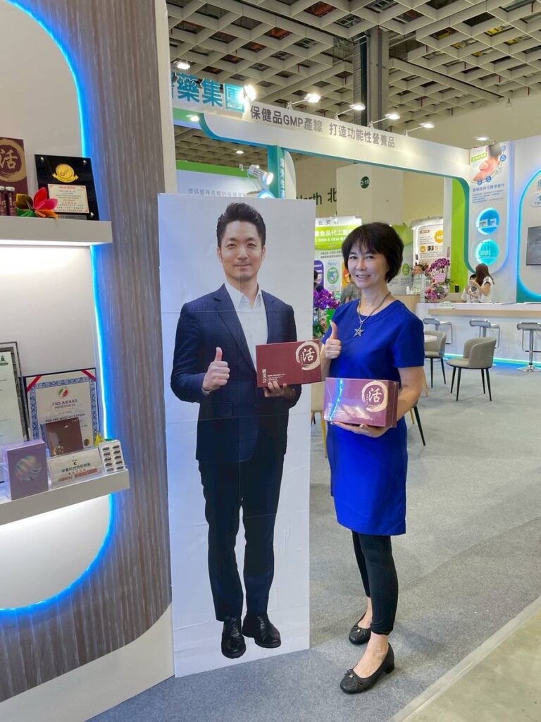 妍美會閃耀南港生技展 蔣萬安加持成展場打卡熱點 即將進軍矽谷輝達總部 5 IMG 4760 768x1024 1