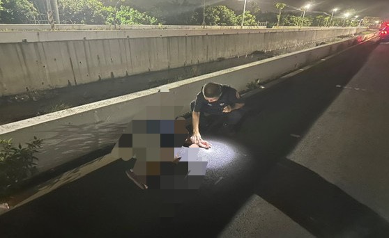 老父走失家屬焦急 彰化田中警夜巡尋獲助返家