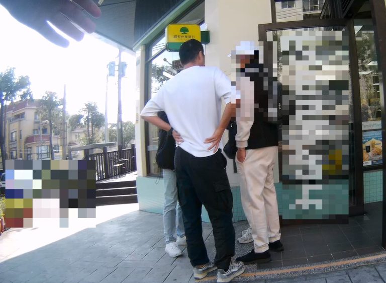 台中婦人誤信LINE投資群組險失50萬 家人報警成功逮捕詐騙車手
