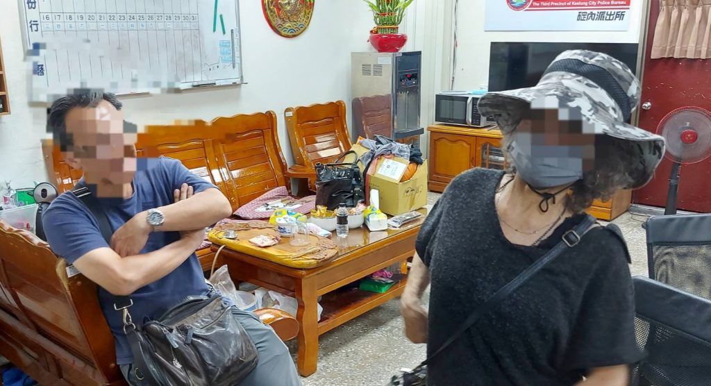 基三分局暖警協助迷路長者返家