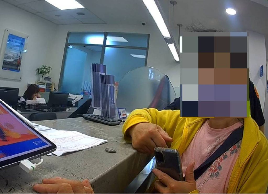 假兒子情勒詐財！台中婦急匯28萬　員警一句話拆穿詐騙