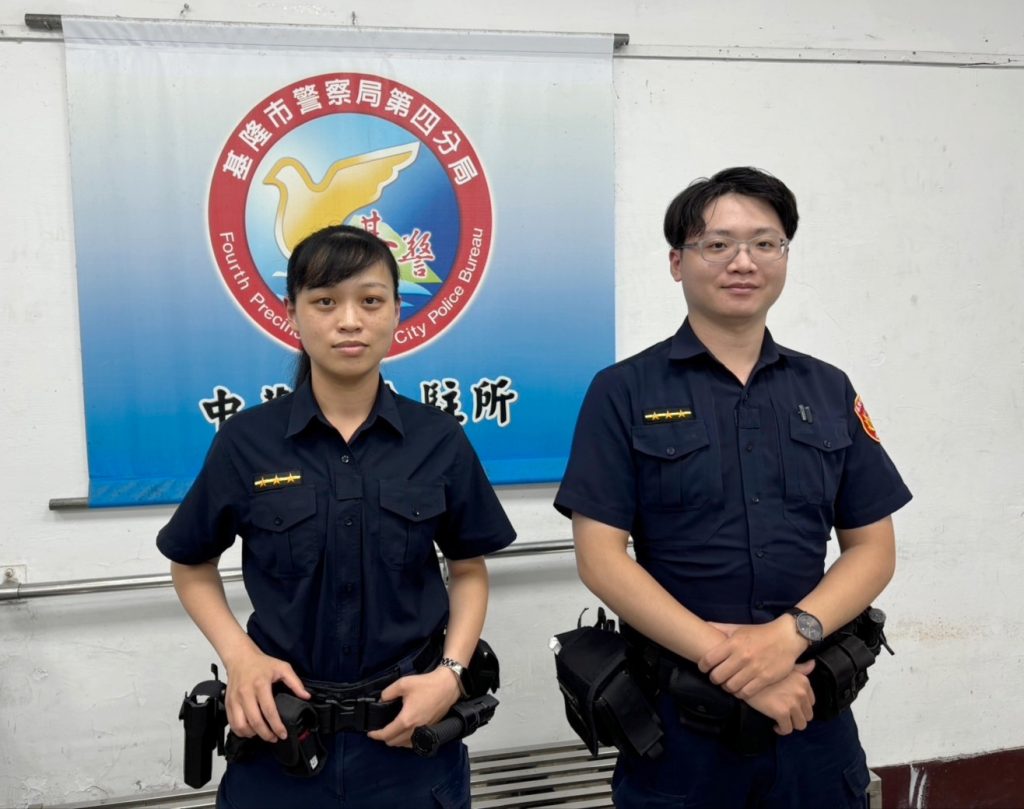 水管爆裂路見不平！  基四分局警交管疏導助搶修