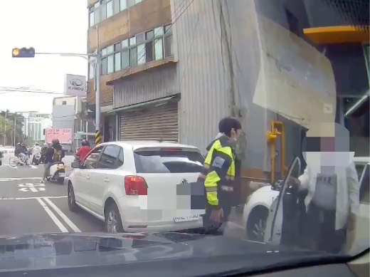 竹北警方阻詐有成 投資陷阱與愛情交友詐騙雙雙攔下
