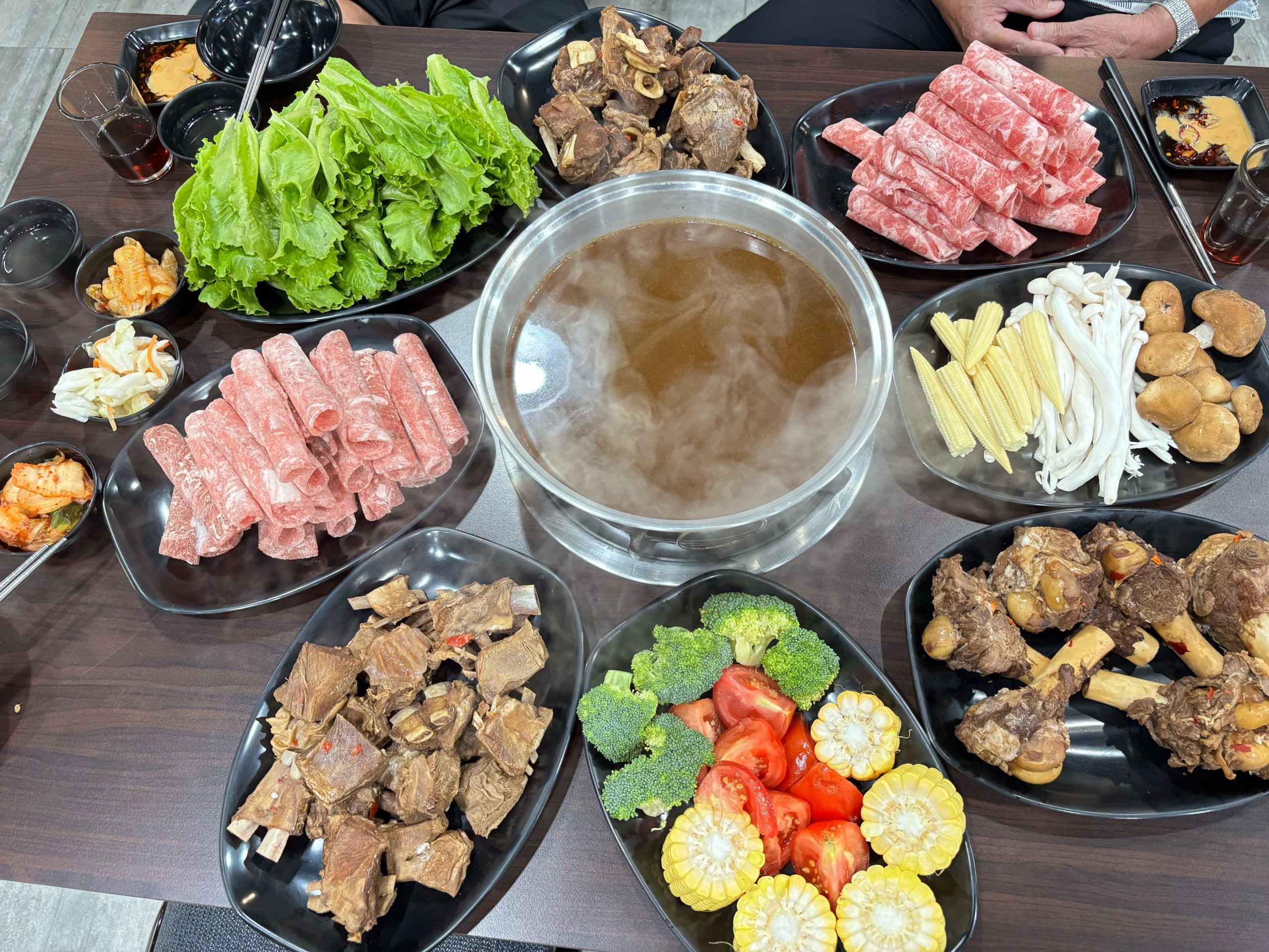 怎麼吃都划算！「羊霸天下火鍋」經濟實惠　媲美Q彈美味羊肉大餐