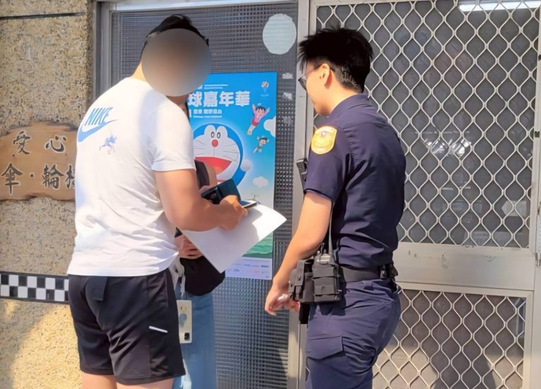 日本夫妻臺東自駕車禍 臺東警員劉珊甄流利日語助旅客