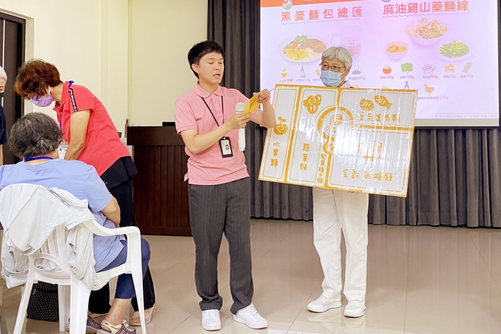 少油、少鹽、多蔬果、全穀類取代精緻澱粉　營養師傳授健康飲食小撇步