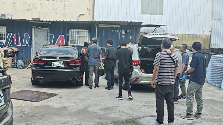 臺南刑大攻堅貨櫃屋 通緝犯藏匿槍毒落網