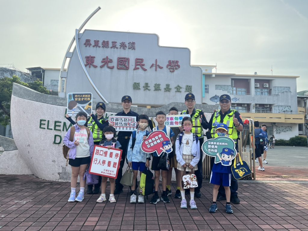 新學期校園安全不打烊 東港警結合志工打造平安防線