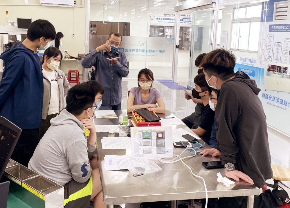 - 報新聞 Mega News
